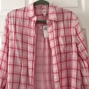 NWT Gap pink plaid longsleeve button-down
